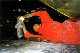 �����e�i���X